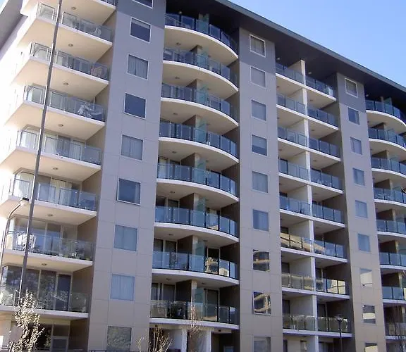 Accommodate Canberra - Northbourne Executive Apartments