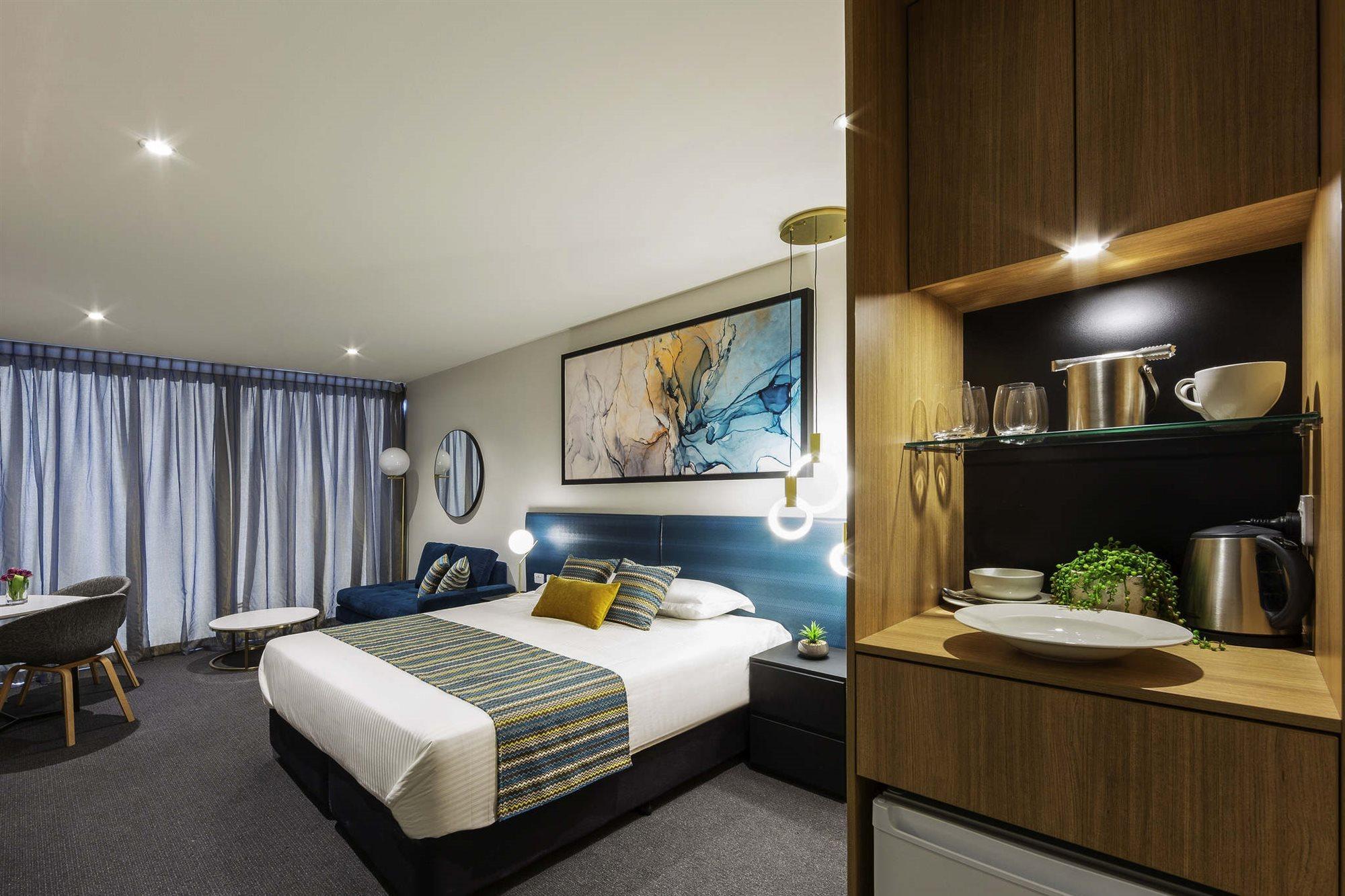 Mercure Belconnen Hotel 4*