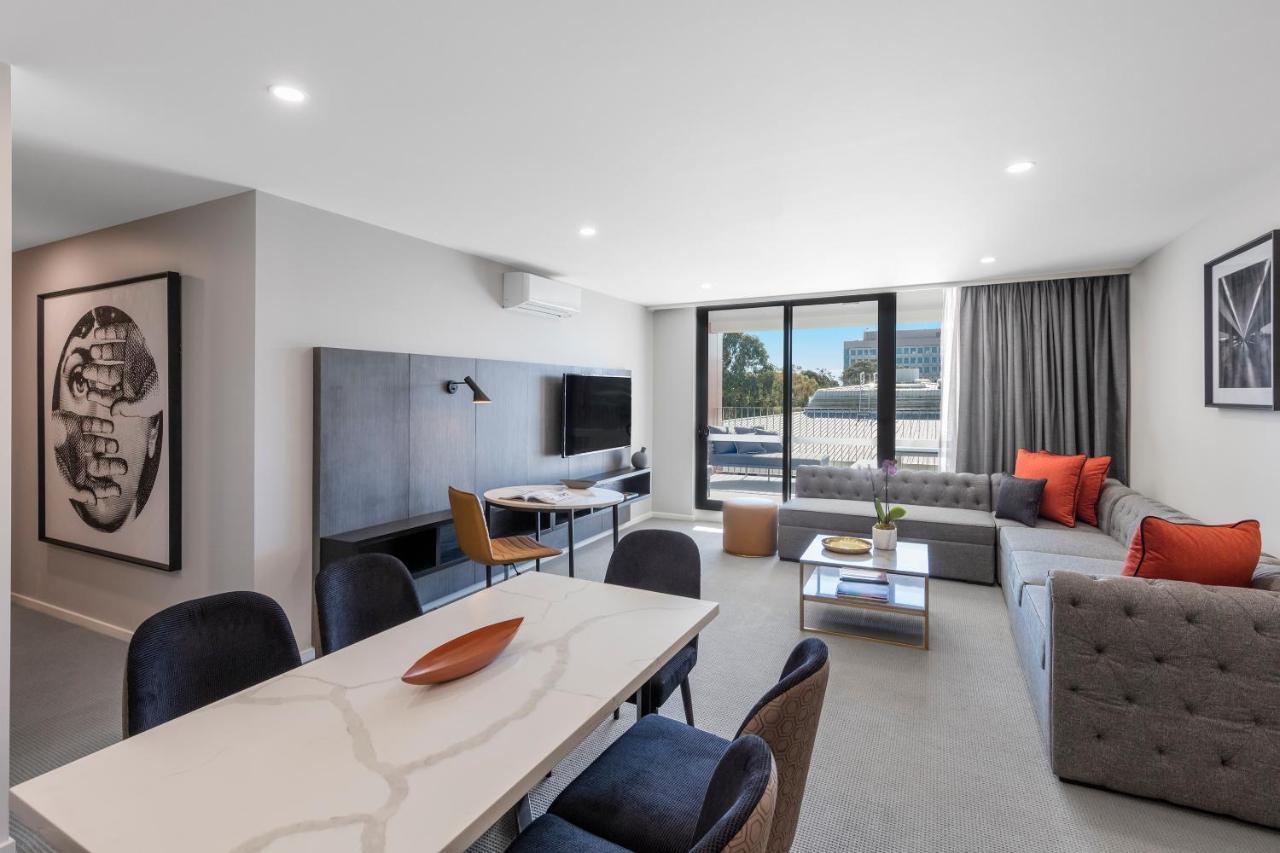 Deco Hotel
