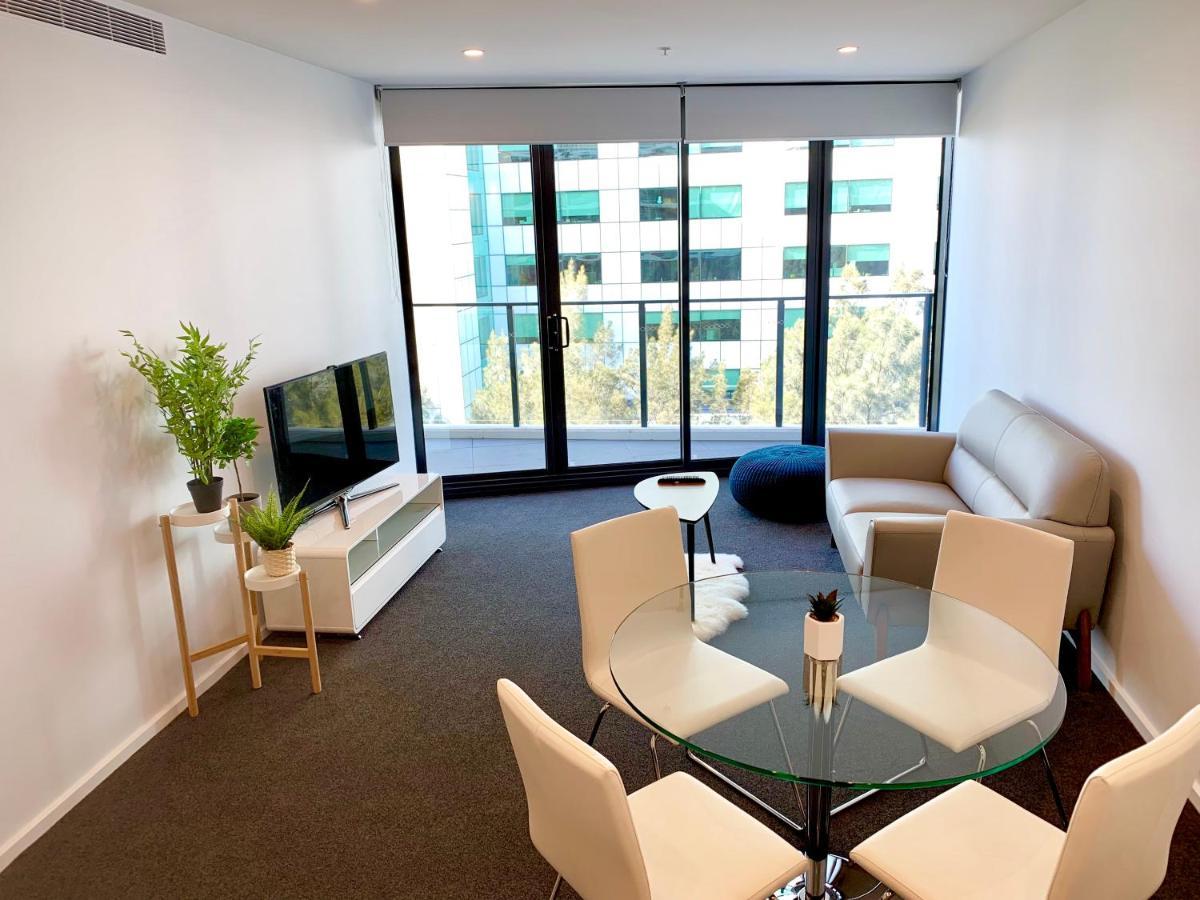Apartment Best Located Brand New In Cbd