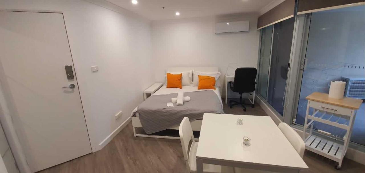 Apartment Dana-cozy With Shared Entry In The Canberra