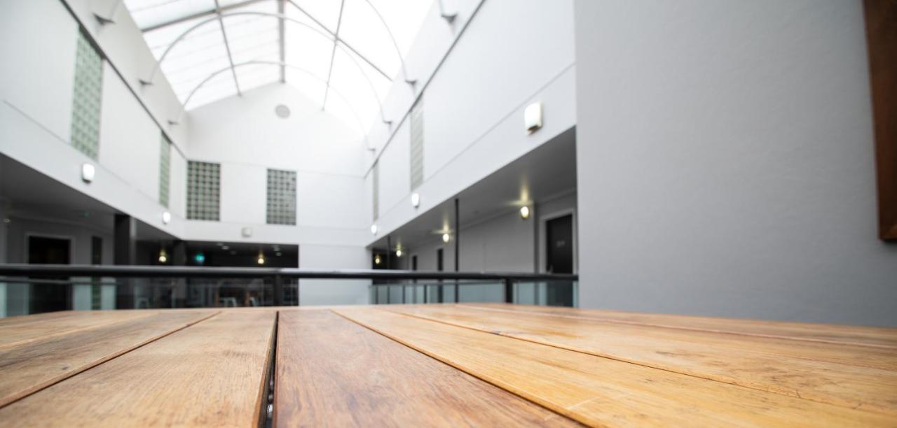 Madison Capital Executive Aparthotel Canberra