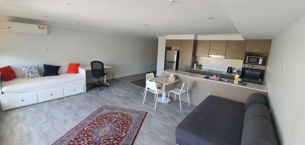 One-bedroom In The Heart Of The Canberra