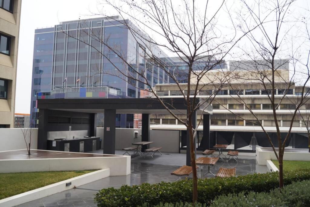 Mayfair In Very Centre Canberra