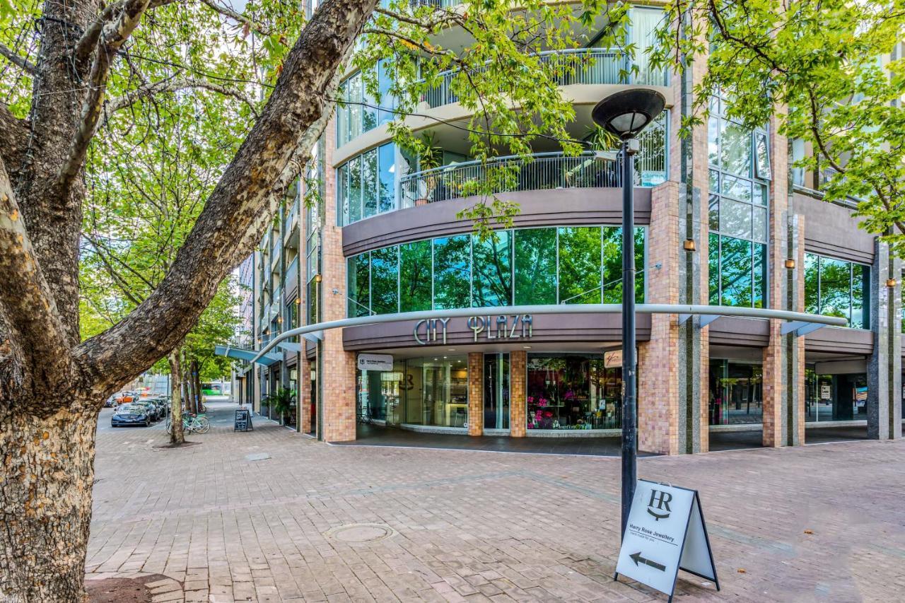 Apartment Dana-spacious Private In Shared 2-bedroom Apartment-1