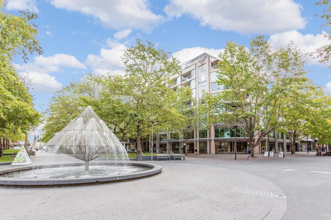 Dana-spacious Private In Shared 2-bedroom Apartment-1 * Canberra