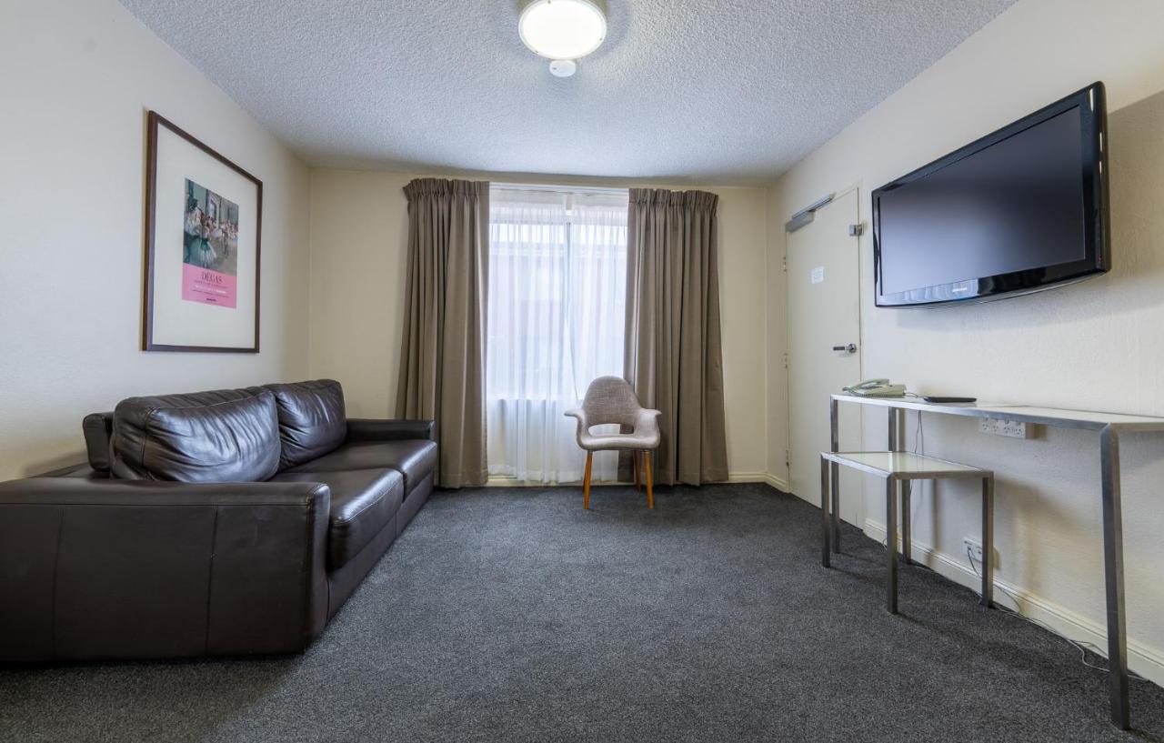 Aparthotel Forrest & Canberra