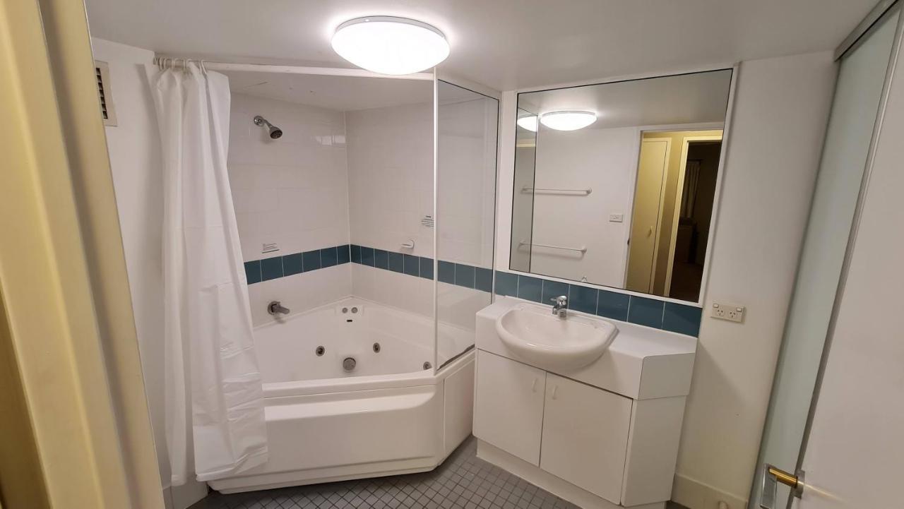 1br Executive In City Centre Apartment Canberra