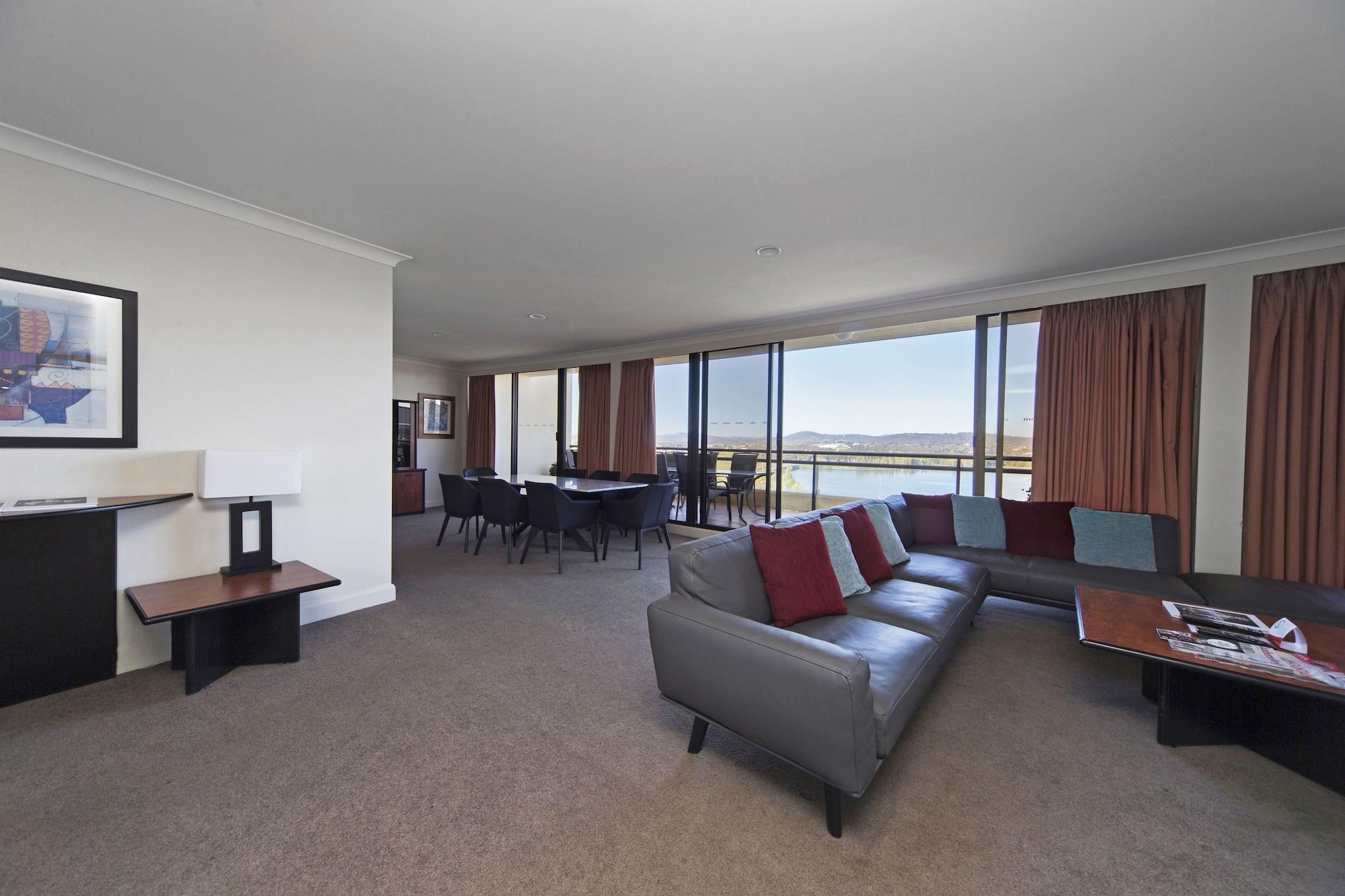 Breakfree Capital Tower 4*