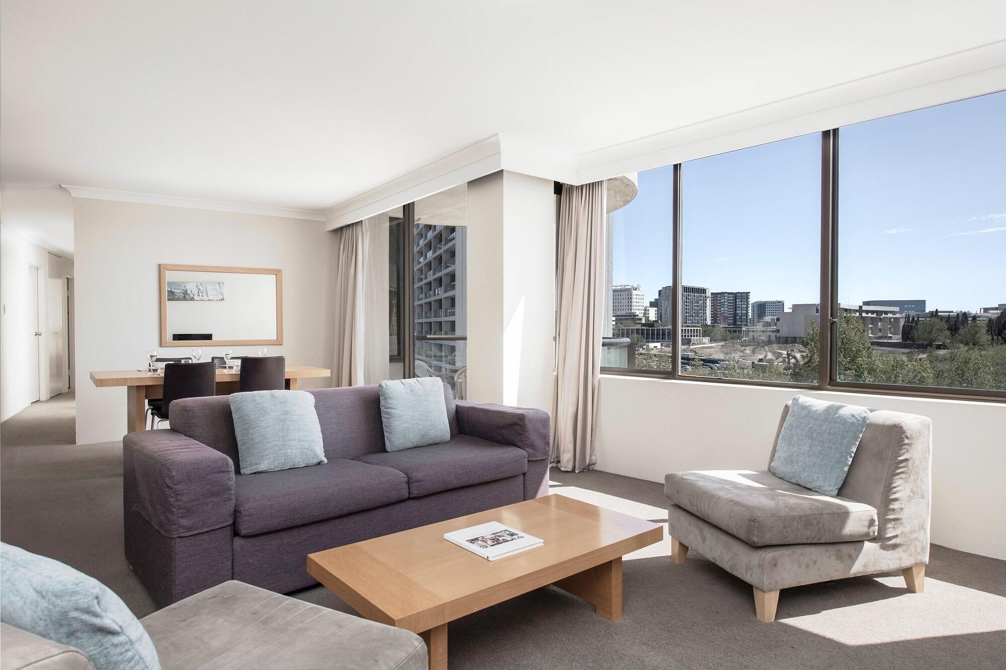 Breakfree Capital Tower Aparthotel Canberra