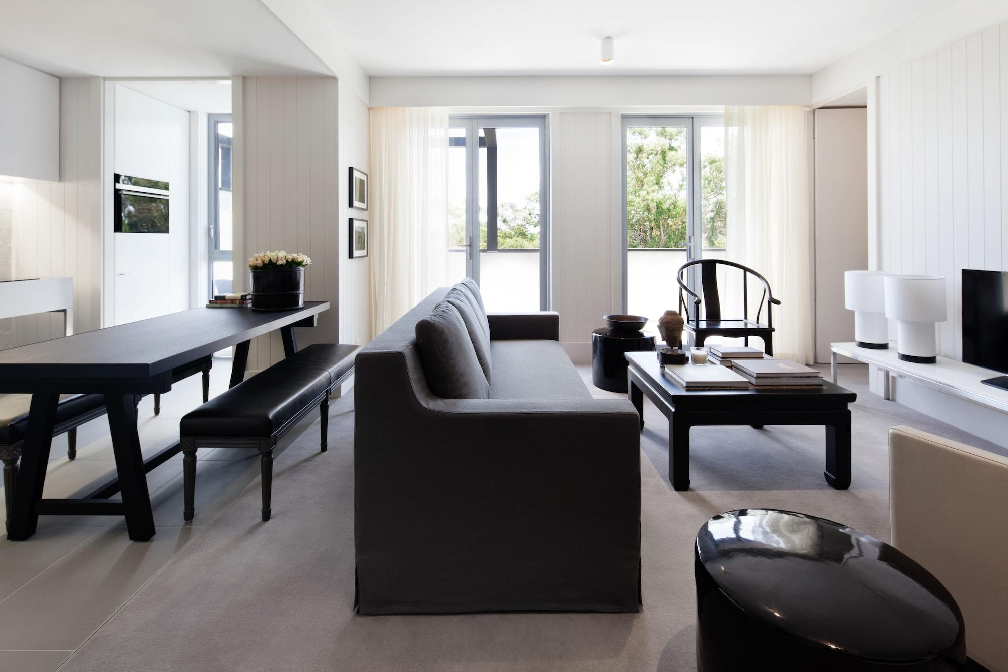 Burbury Aparthotel
