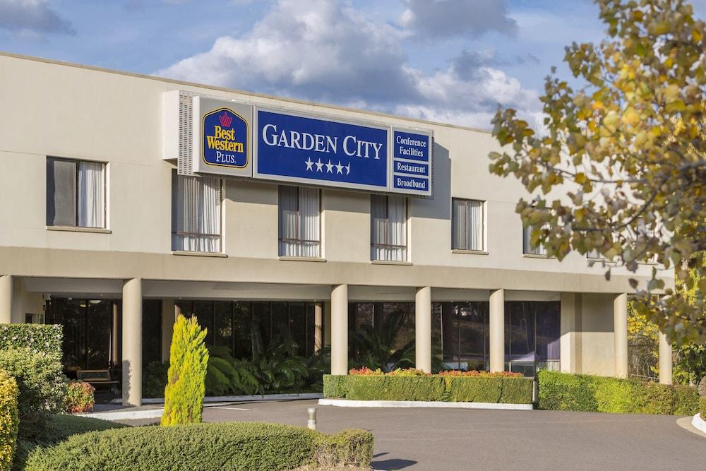 Garden City Hotel, Best Western Signature Collection Canberra