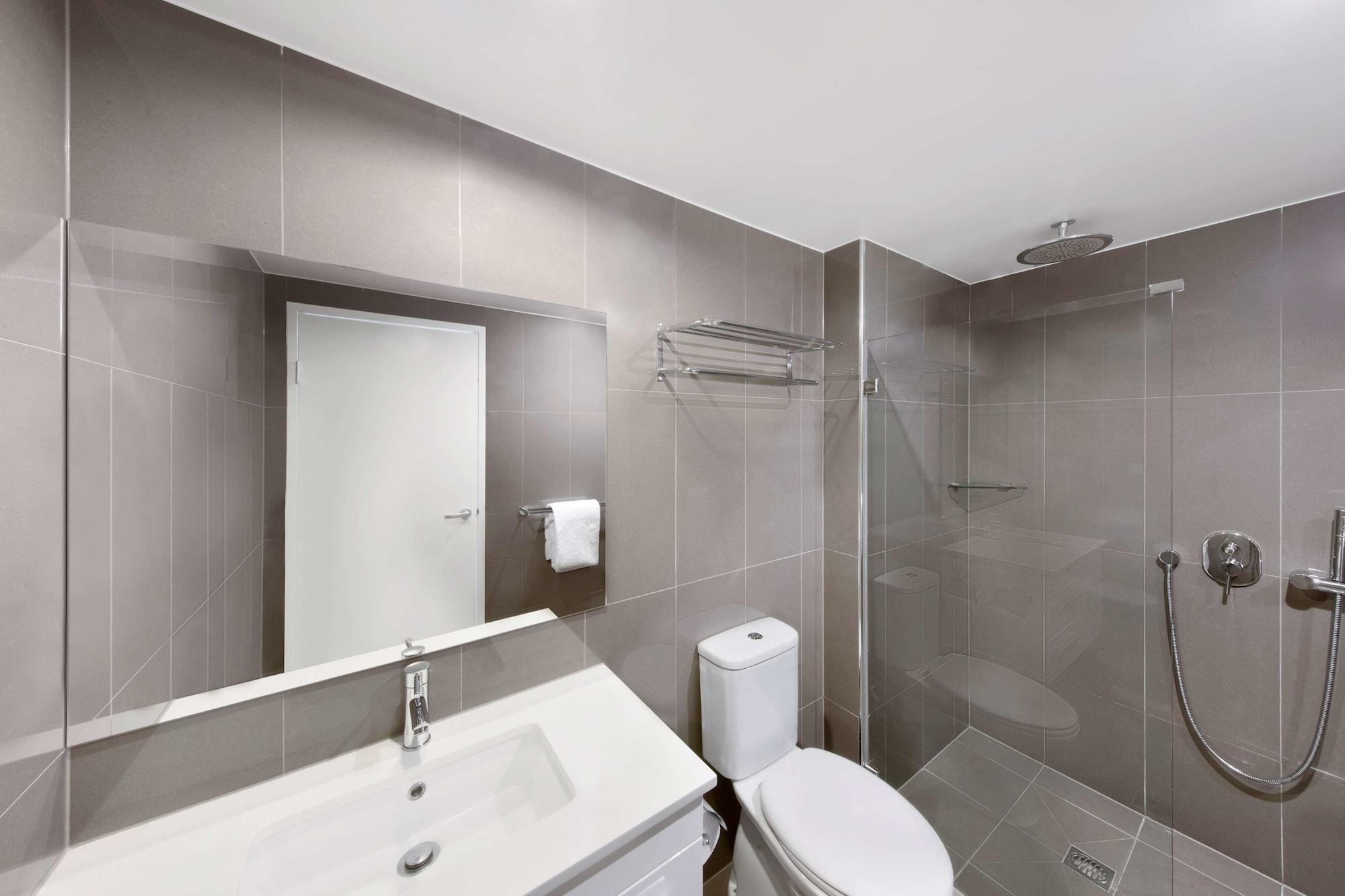 Adina Serviced Dickson Aparthotel
