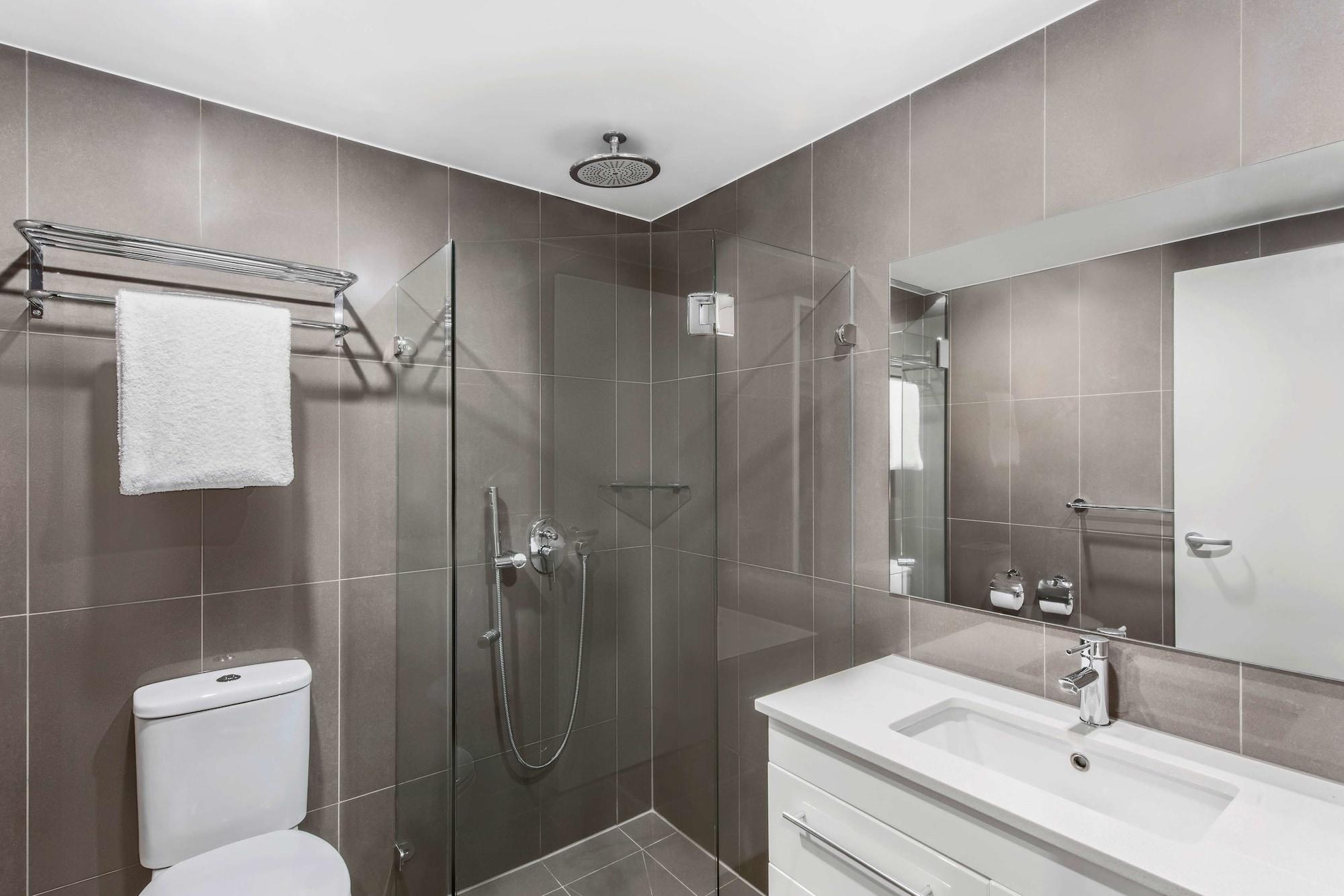 Adina Serviced Dickson Aparthotel