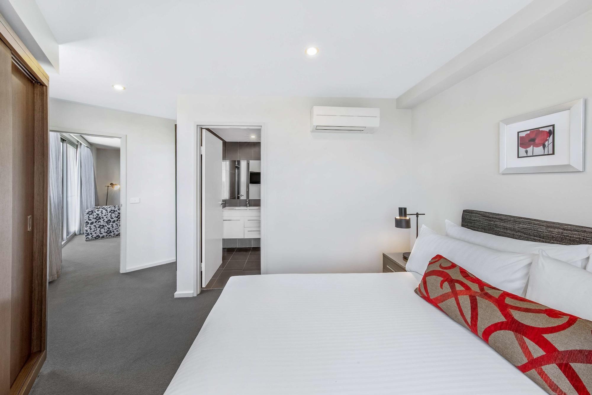 Adina Serviced Dickson Aparthotel