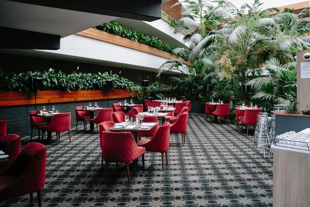 Pavilion On Northbourne 4* Canberra
