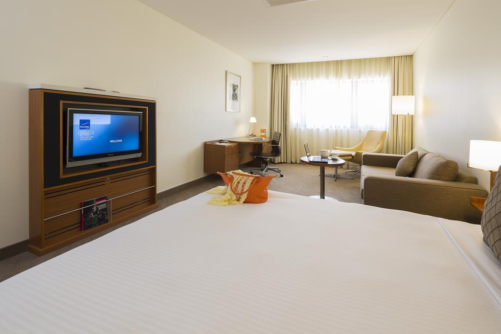 Novotel Canberra
