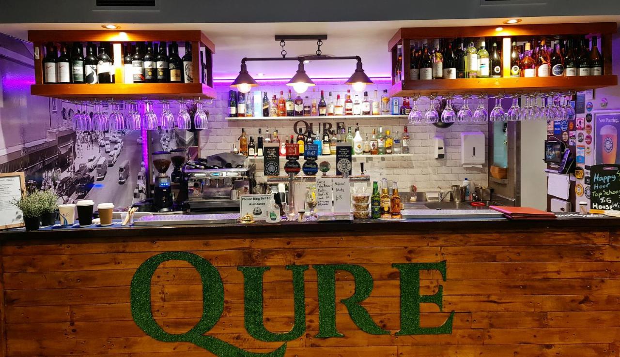 Apartment Qure Restaurant And Bruce Canberra