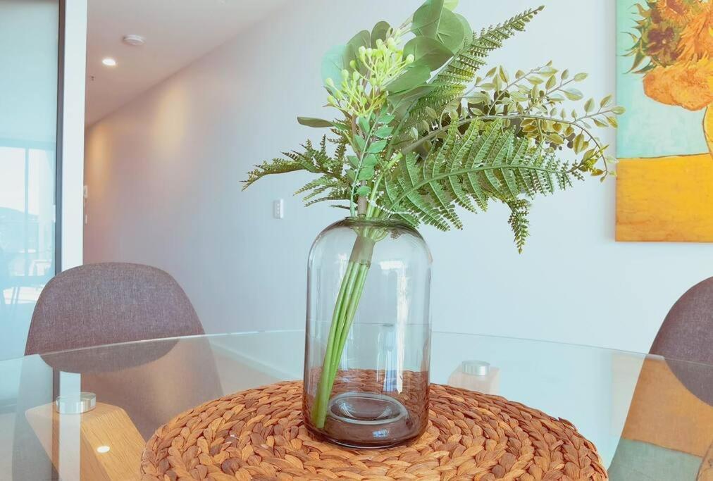 Apartment Brand New Park Avenue In The Heart Of City