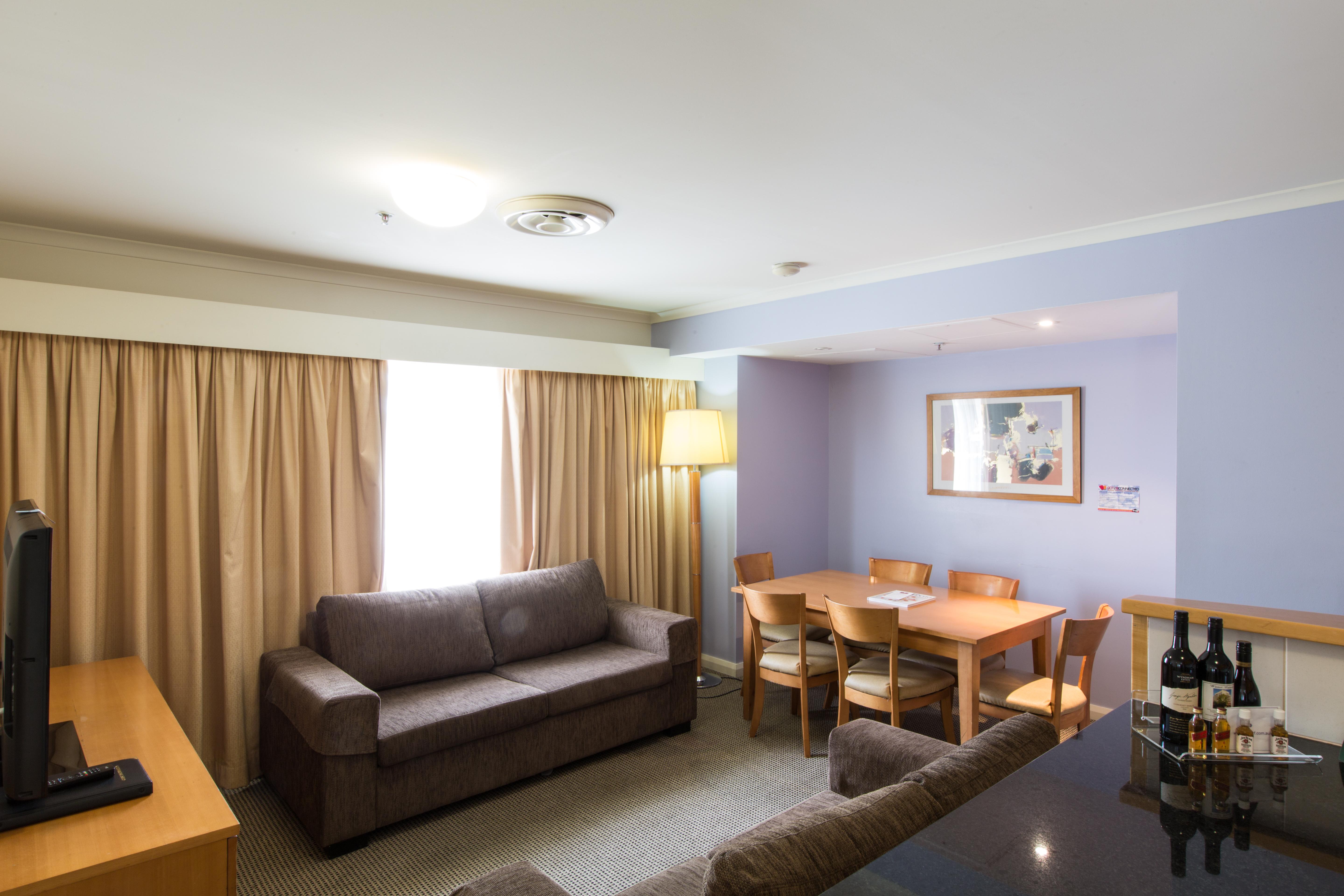 Nesuto Aparthotel Canberra