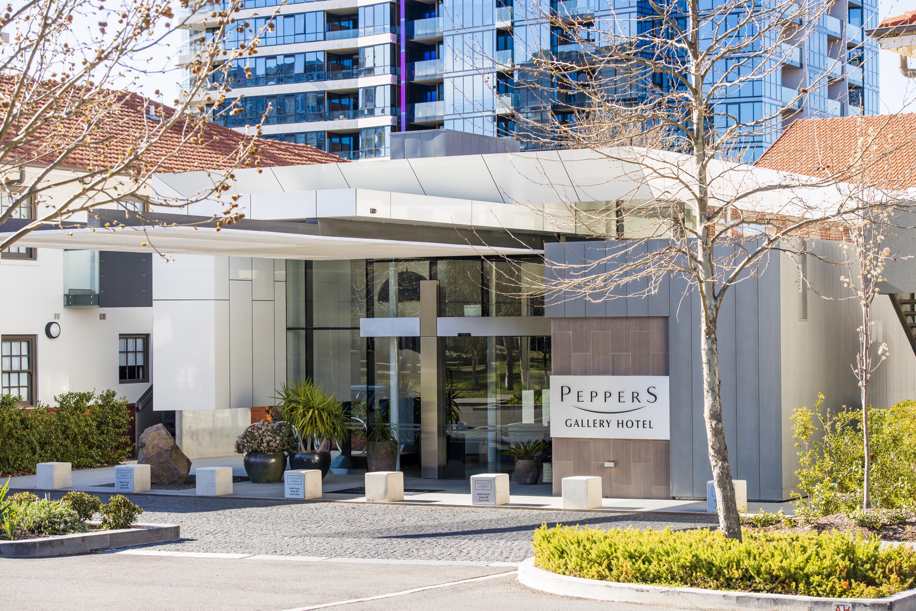 Peppers Gallery Hotel