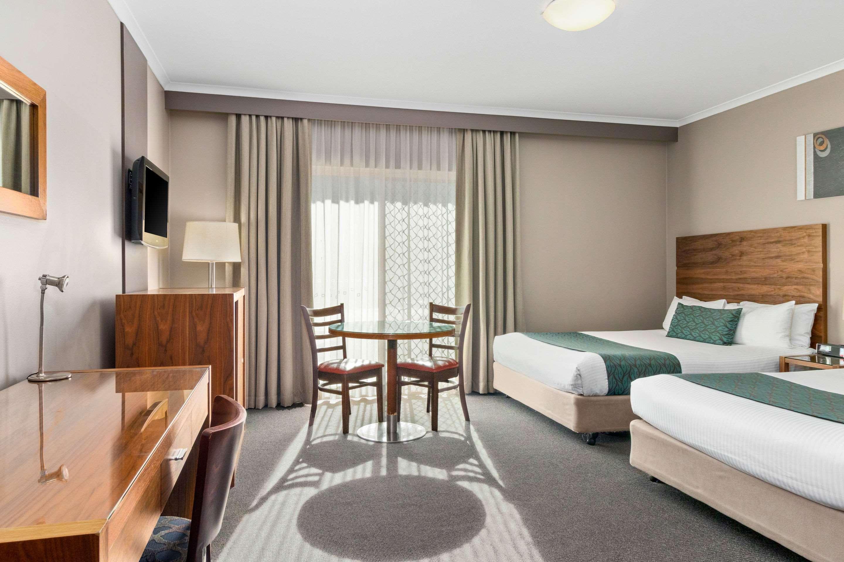 Quality Dickson Hotel Canberra