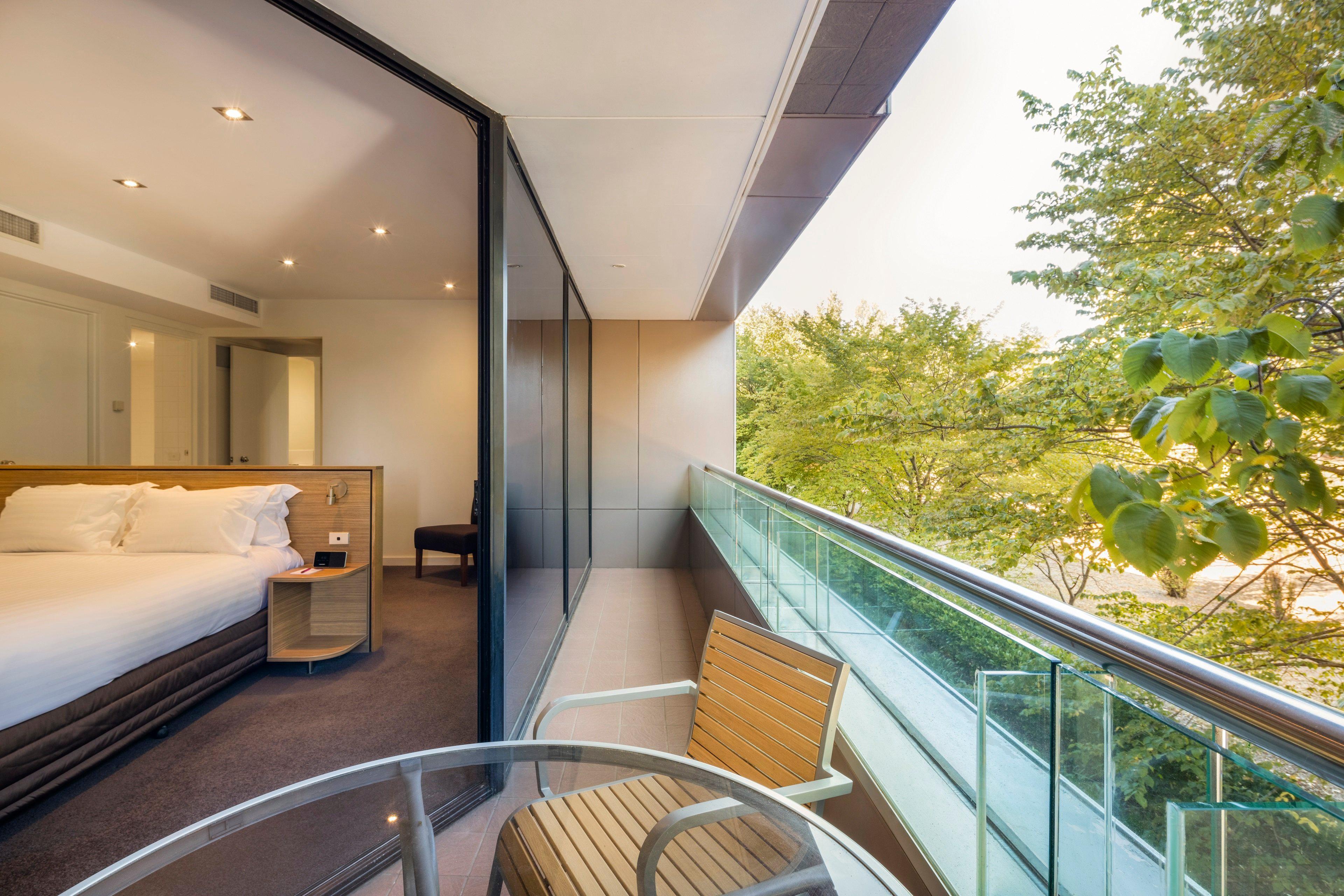 Crowne Plaza By Ihg Hotel