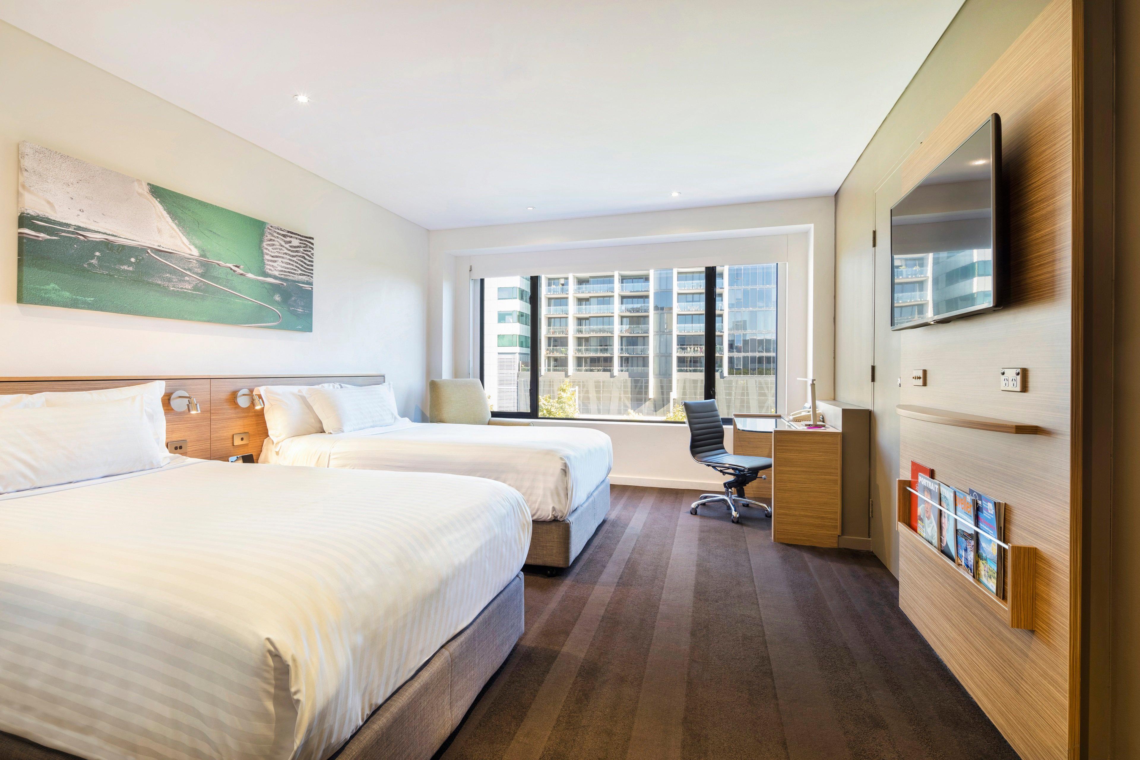 Crowne Plaza By Ihg 4*