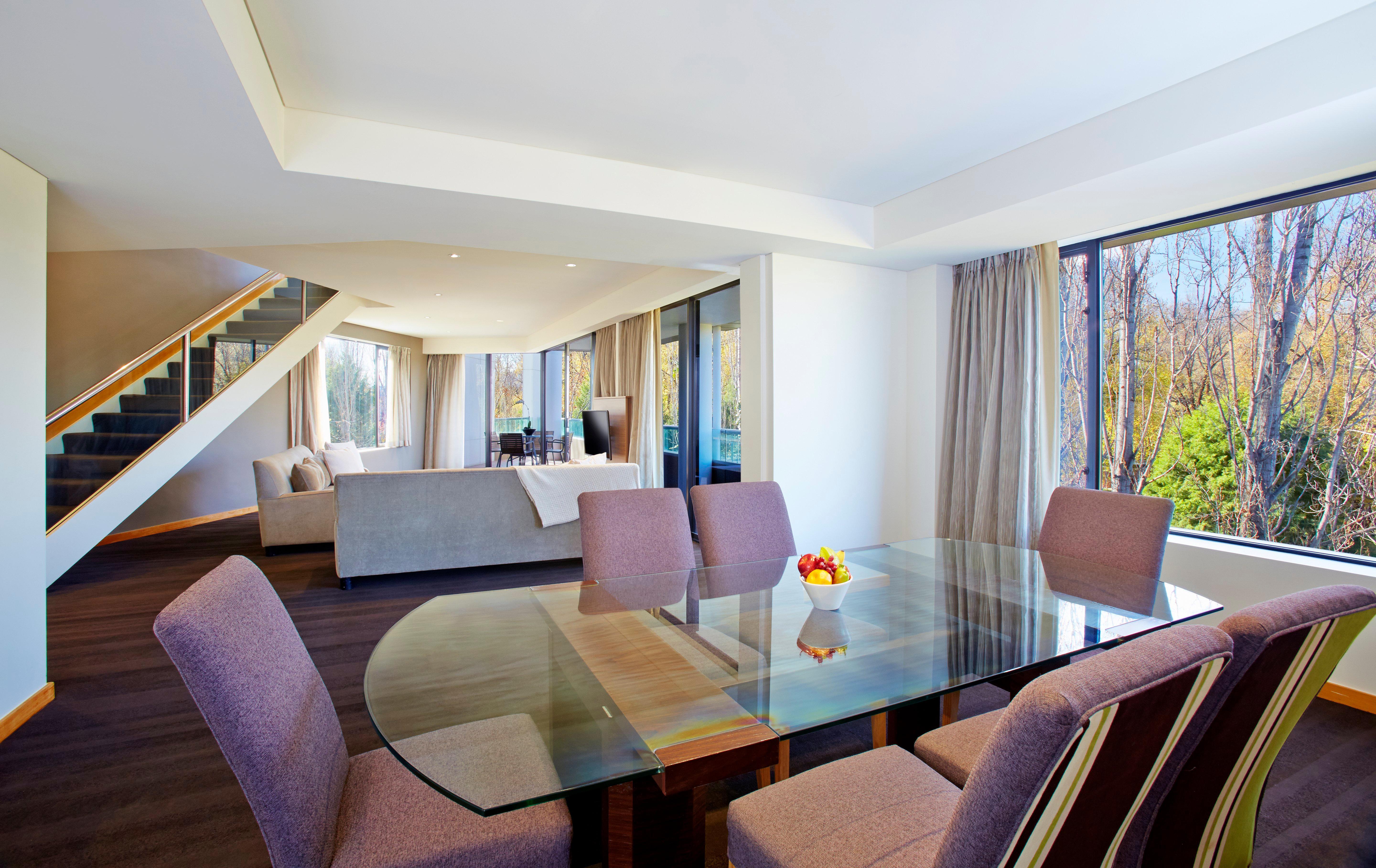 Crowne Plaza By Ihg Hotel 4*