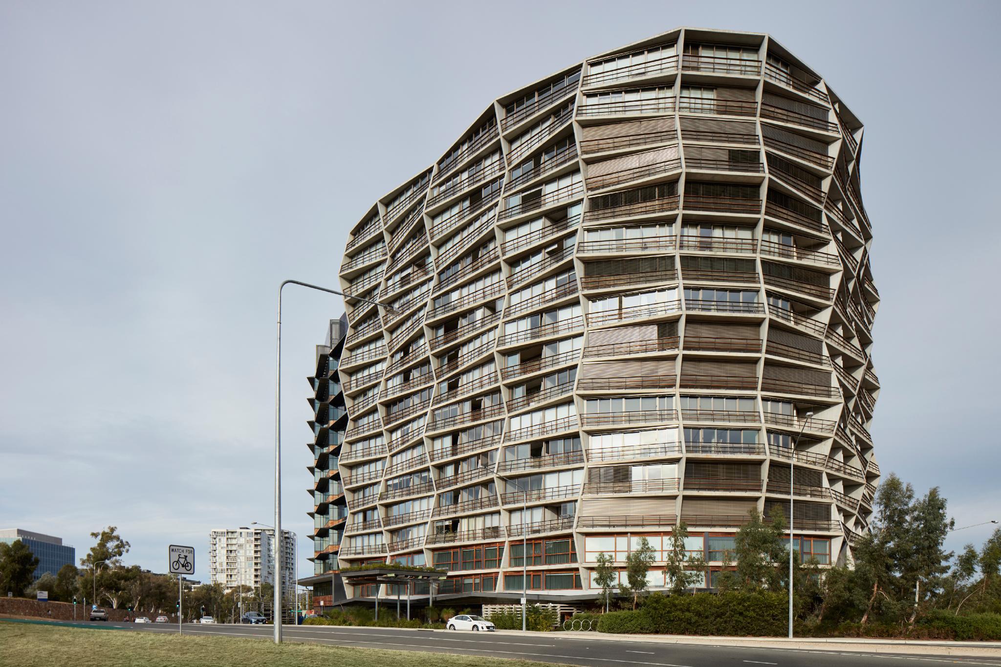 Ovolo Nishi Hotel 5*