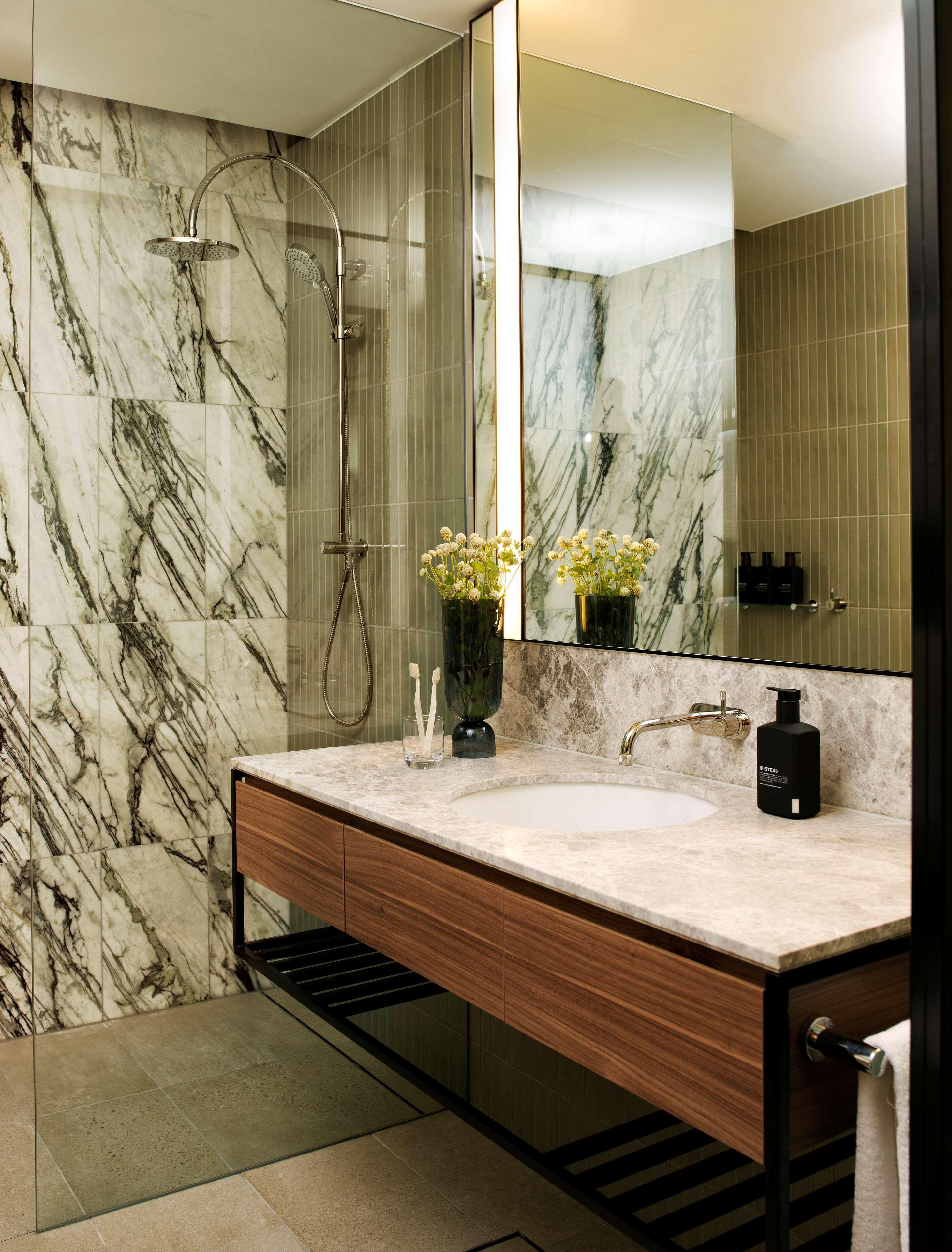 A By Adina Aparthotel Canberra
