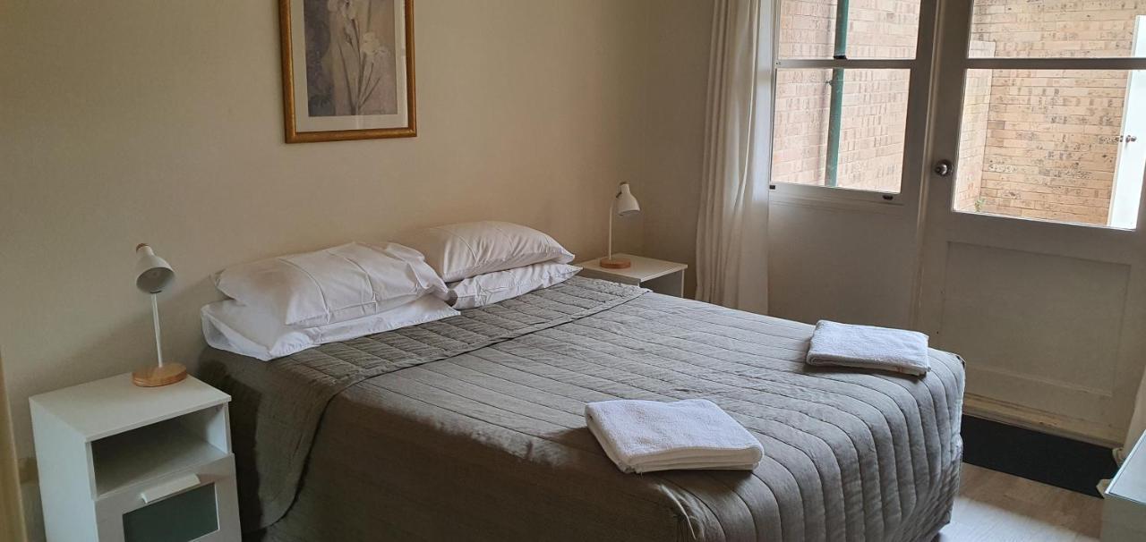 Beautiful Inner City Fully Renovated Ground Floor With Attached Lock-up Garage Apartment *
