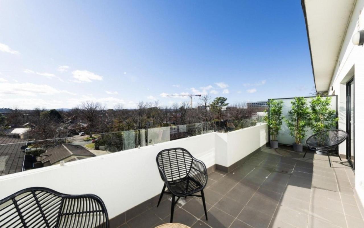 Century 23 Griffith * Canberra