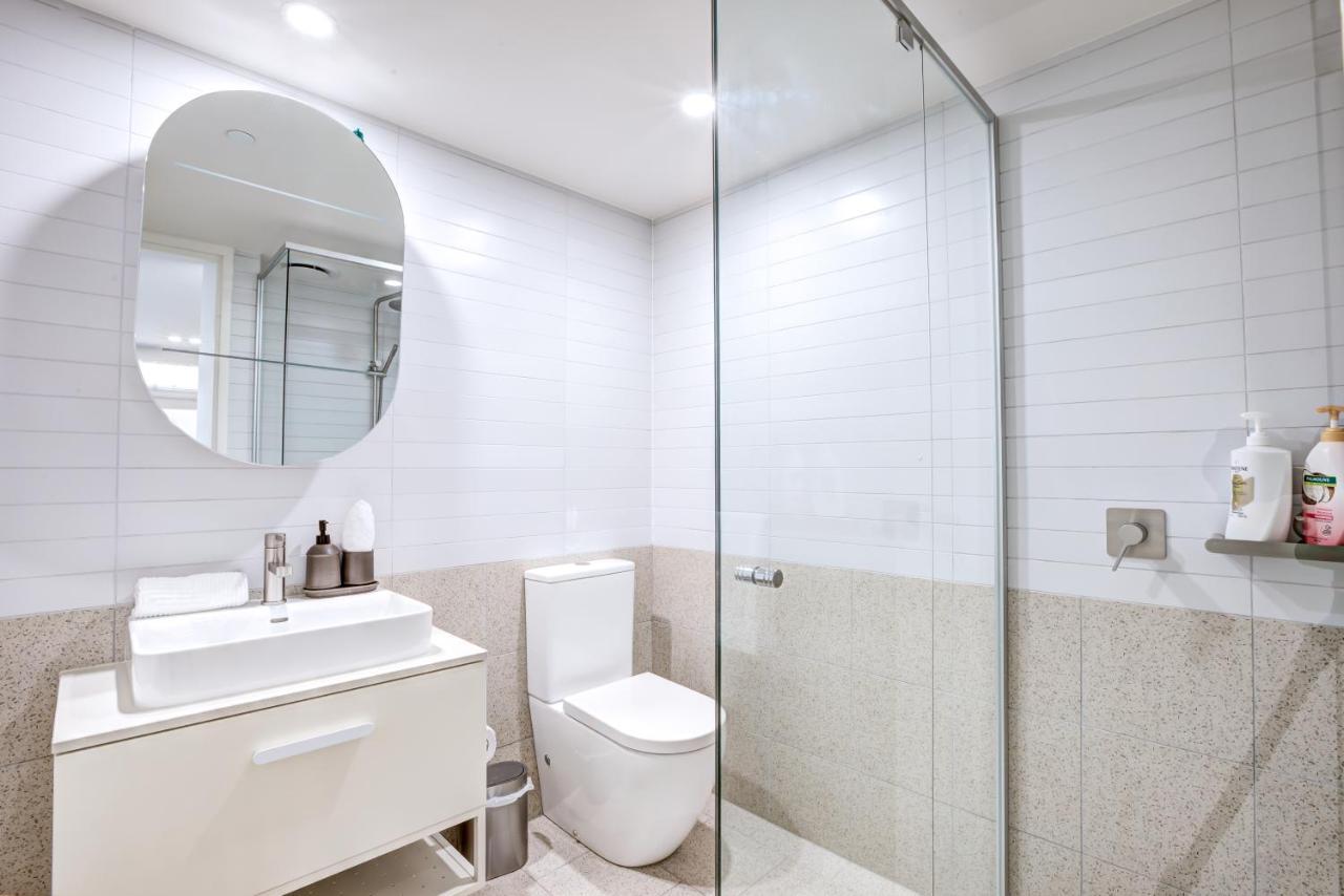 Apartment The Hamptons - Lux 2 Bed 2 Bath, Pool - Location *