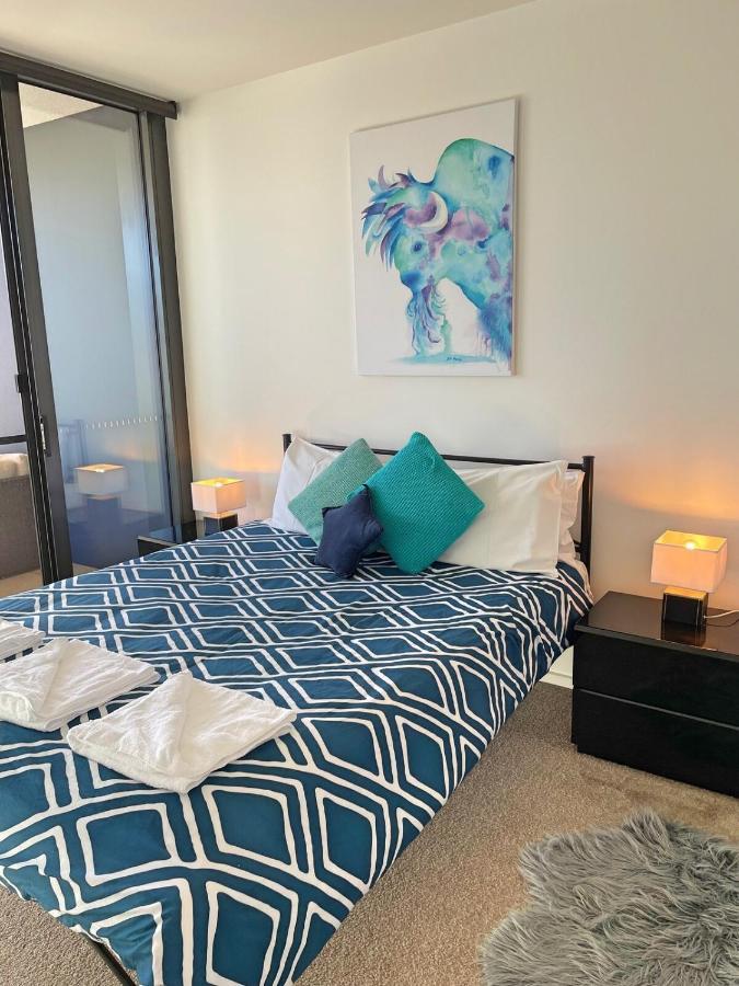 Luxury On Lonsdale - 1 Bed 1 Bath 1 Carsp Apt Apartment
