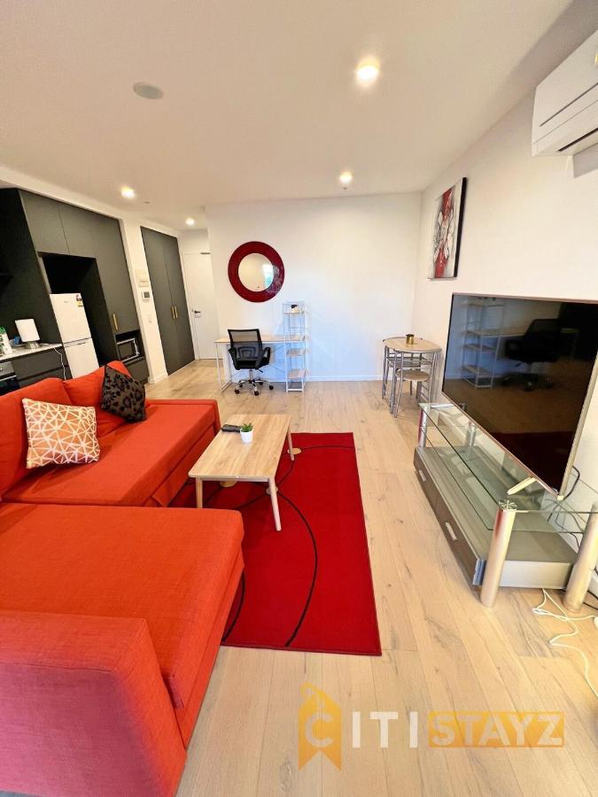 Apartment Enchanting In Red - 1bd 1bth 1csp Canberra