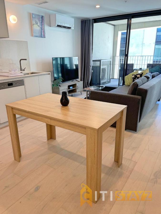 Splendid 2bd 1bth 1csp - Superb Cbd Location * Canberra