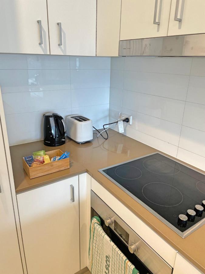 Luxury On Lonsdale - 1 Bed 1 Bath 1 Carsp Apt Apartment