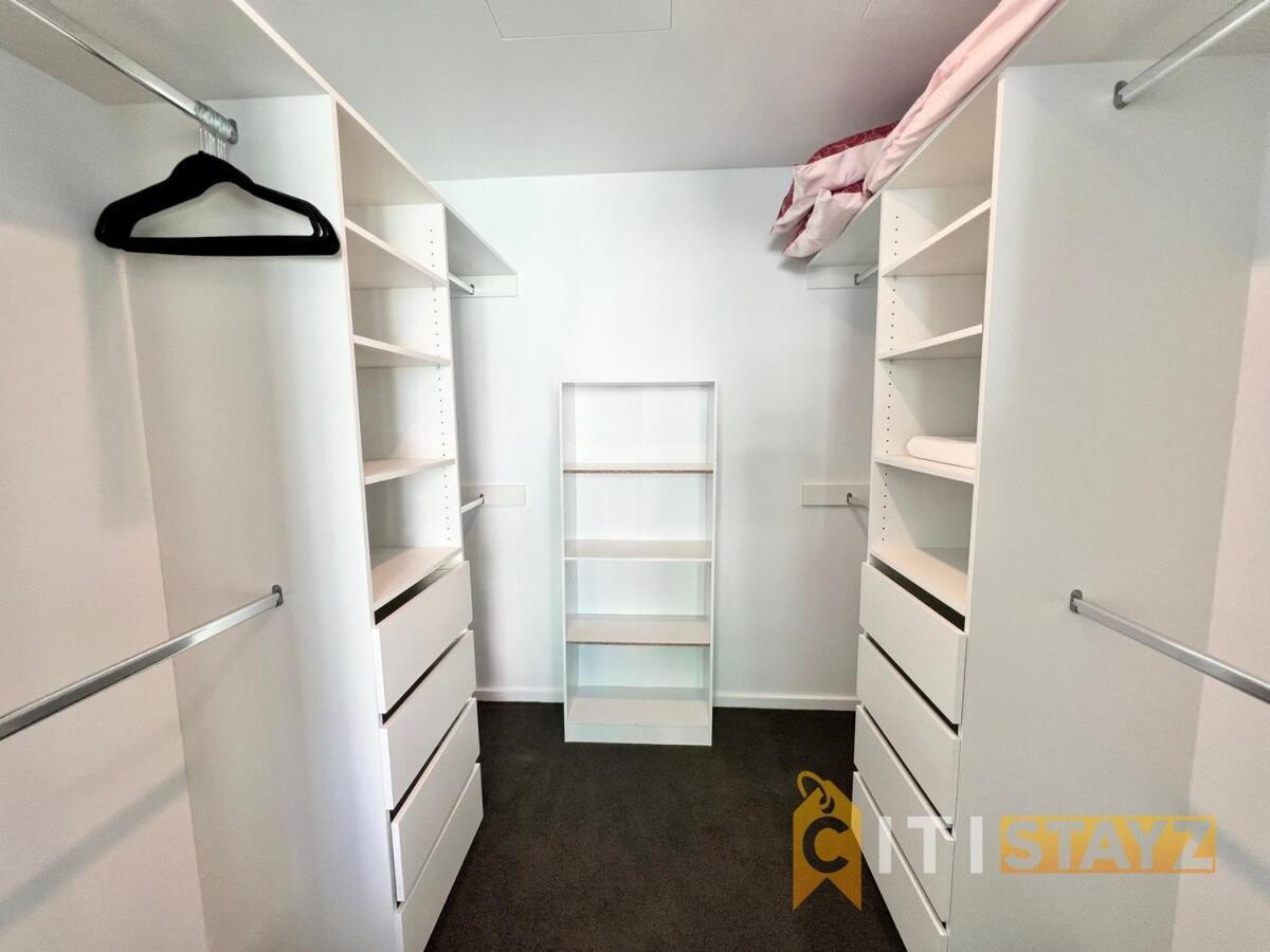 Light & Lovely In Canberra's Cbd - 1br W/carsp