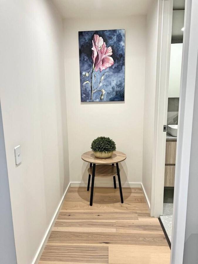 All Heart & Sol - 2bd 1bth Apt Steps From The Cbd * Canberra