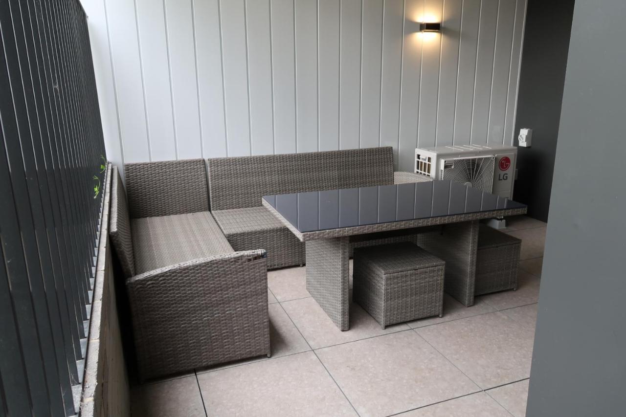 Mulberry 2br-2ba Rooftop Pool, Bbq, Wifi & Netflix - Location Canberra