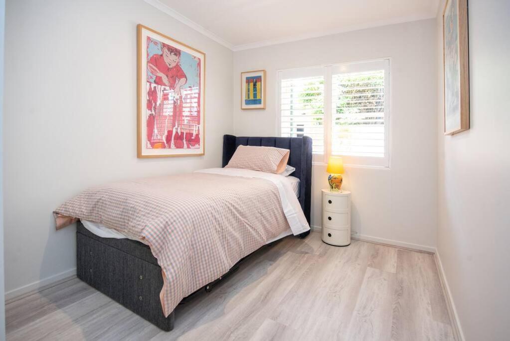 Apartment Luxury Modern Cbd Ground Floor Apartment. *