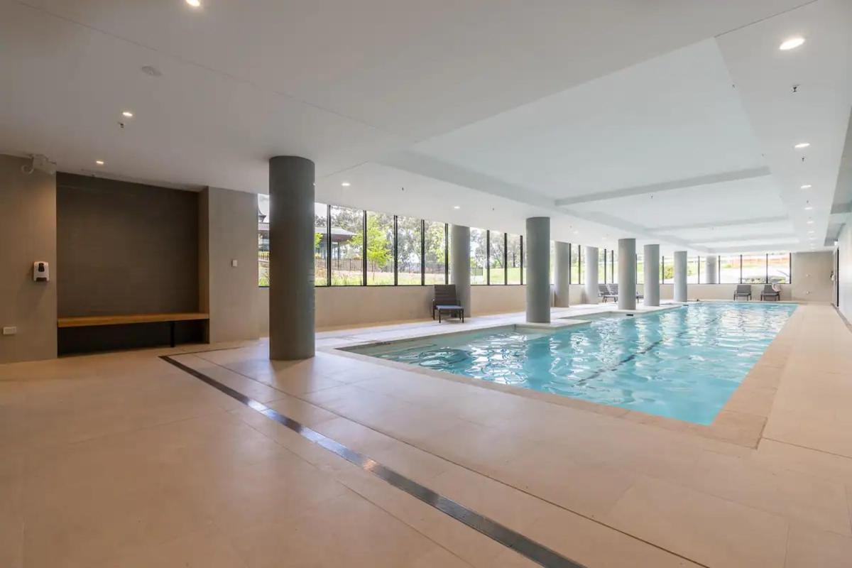 New & Modern Loft 1bd W/pool&gym Apartment Canberra