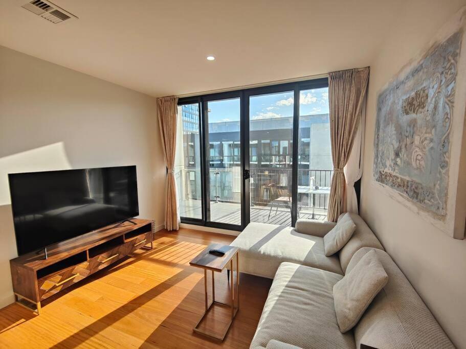 Apartment Sunny 2-bedroom @the Heart Of