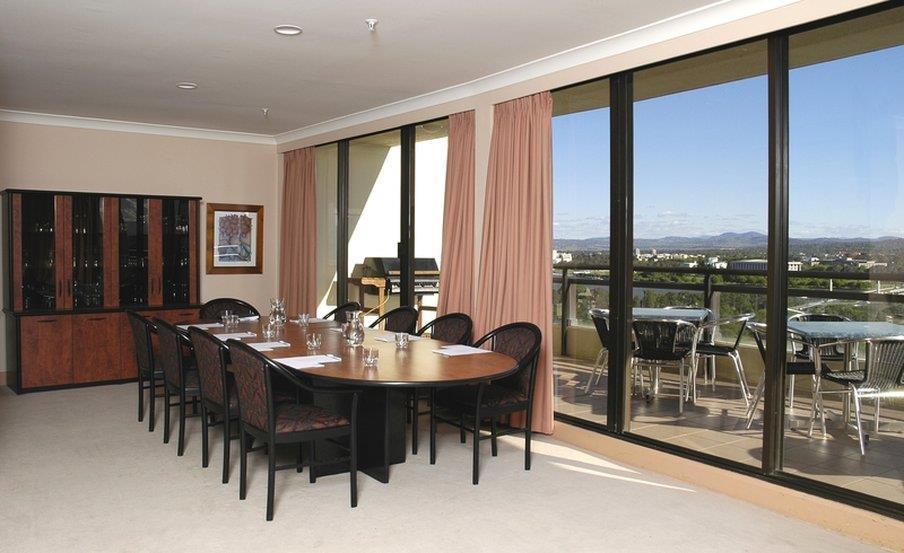 Breakfree Capital Tower Aparthotel Canberra