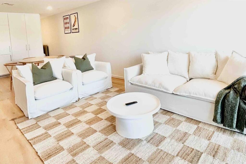 Apartment The Goolagong By Parbery Group *