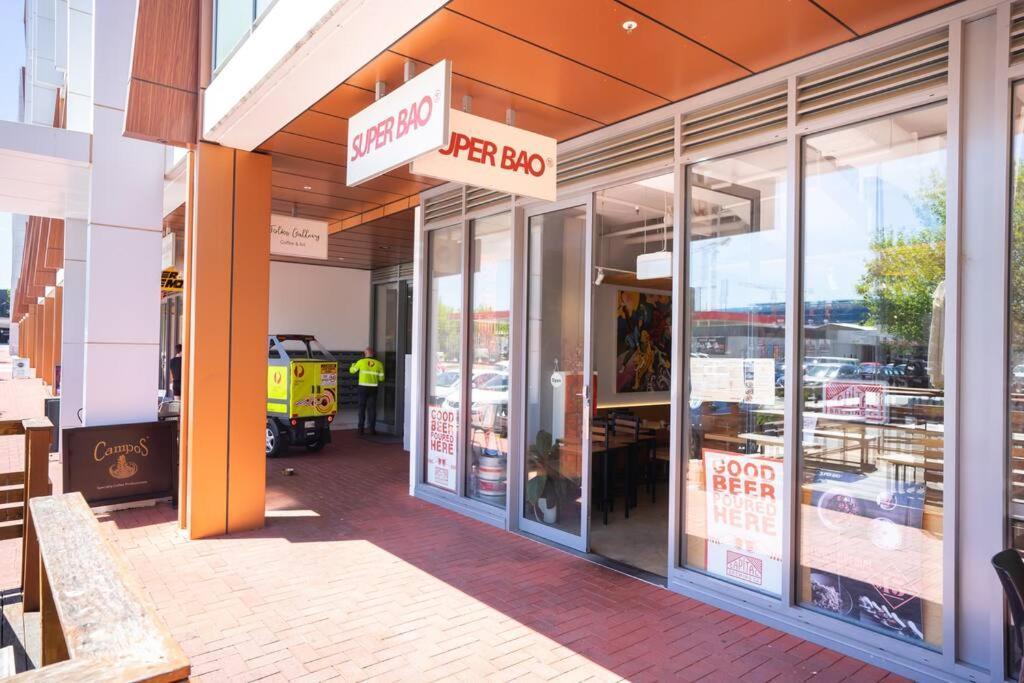 Apartment Lux 2 Bed 2 Bath Secure Parking In The Heart Of Dickson, Canberra