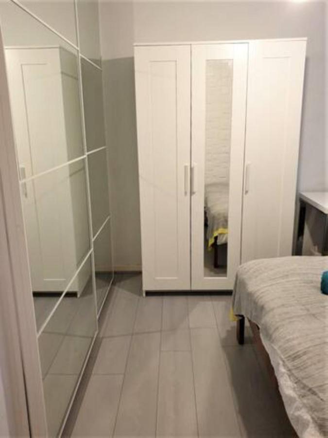 Dana-private In A Shared House-close To & Anu-2 *