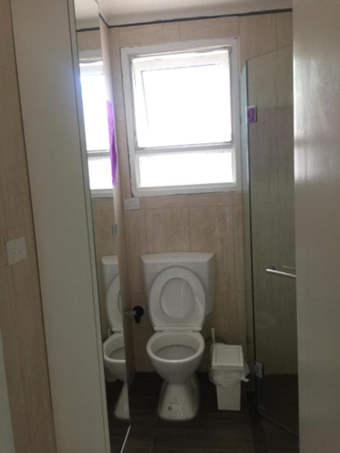 Homestay Dana-private In A Shared House-close To & Anu-3 *