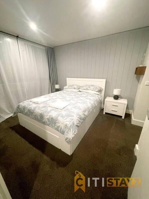 Apartment Boujee In Braddon - 1bd 1bth